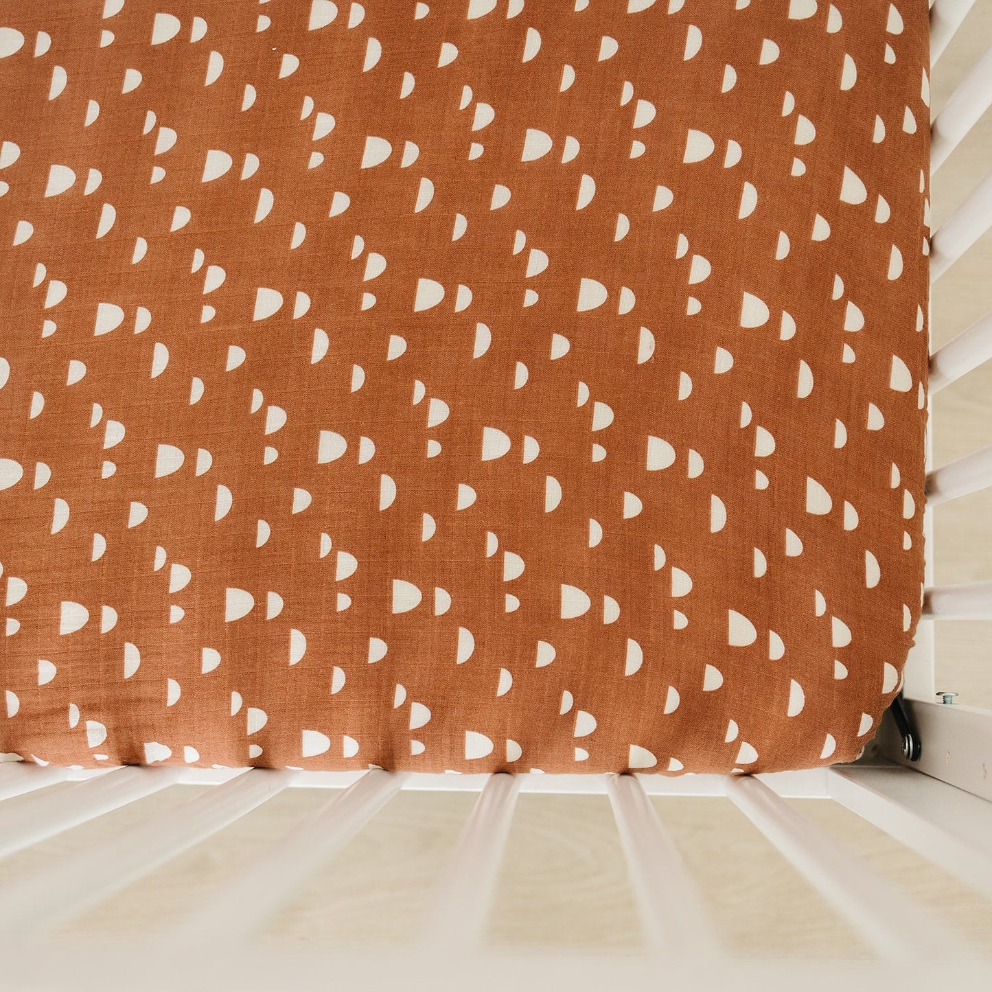 Arches Muslin Crib Sheet Freshly Picked + Mebie Baby