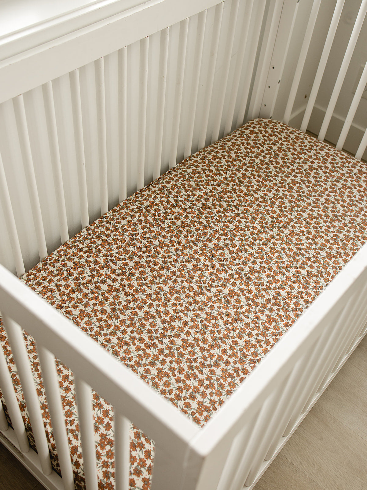 Cream Magnolia Bamboo Stretch Crib Sheet