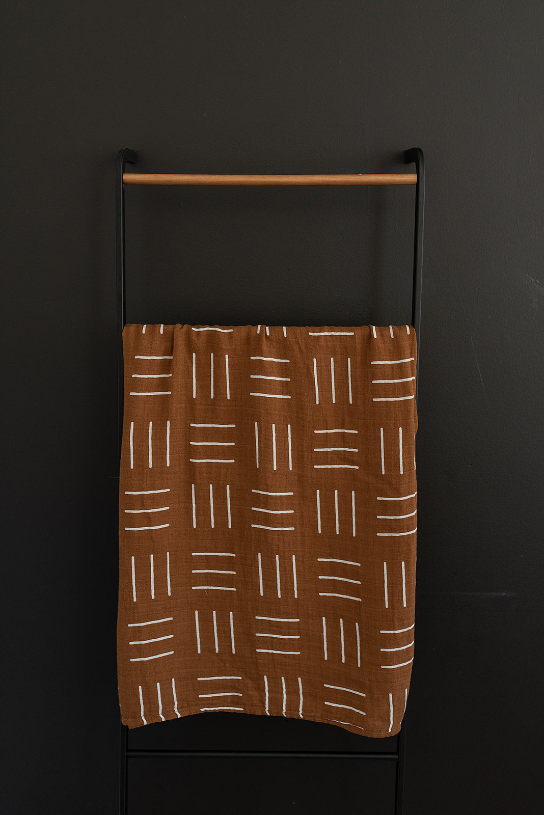 Mebie Baby Gender Neutral Infant Muslin Swaddle its 100% cotton