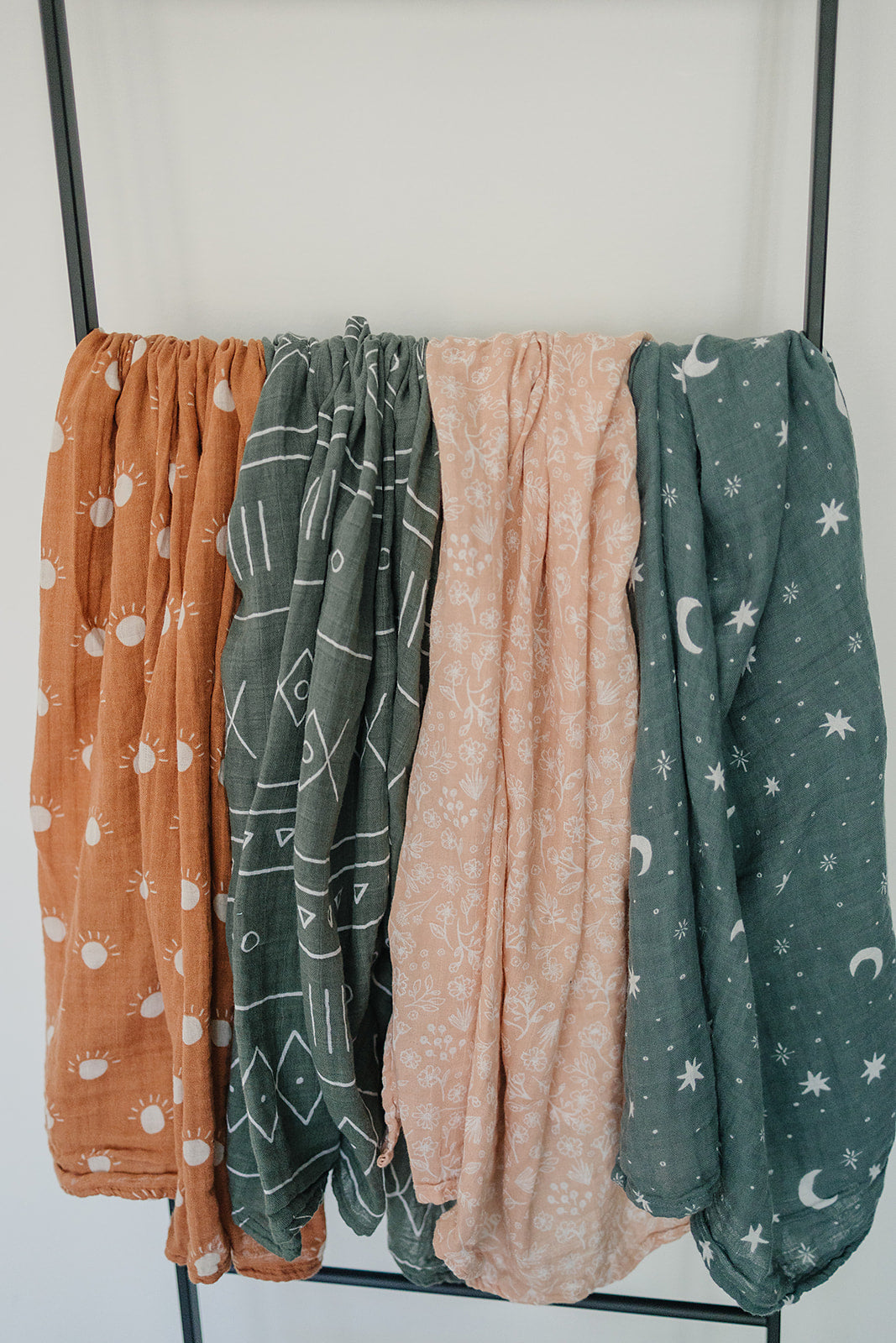 Mebie Baby Gender Neutral Infant Muslin Swaddle its 100% cotton